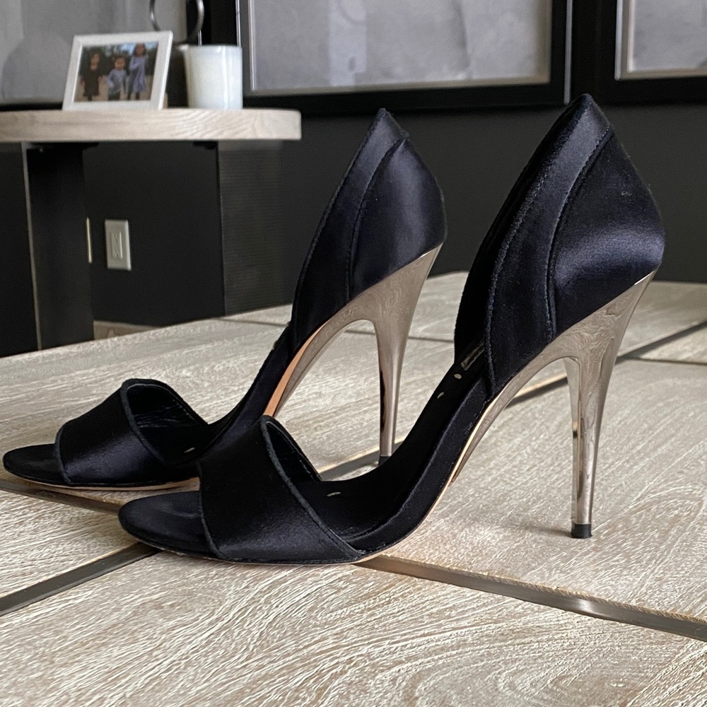 BCBGMAXAZRIA Black Satin High Heels with Silver Heels. Size 6.5